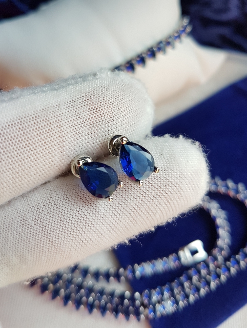 Swarovski Elements White Gold Plated Sapphire Blue Teardrop Stud Earrings NEW